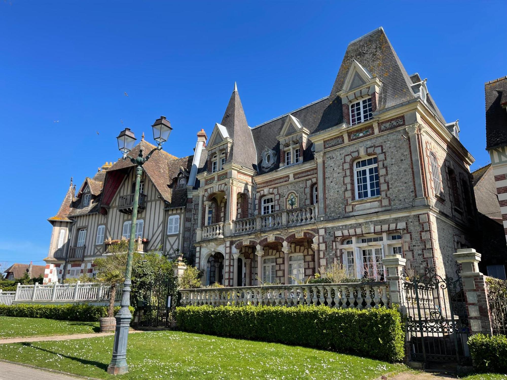 Holiday home Les Ecuries A 12 Mn De Cabourg *