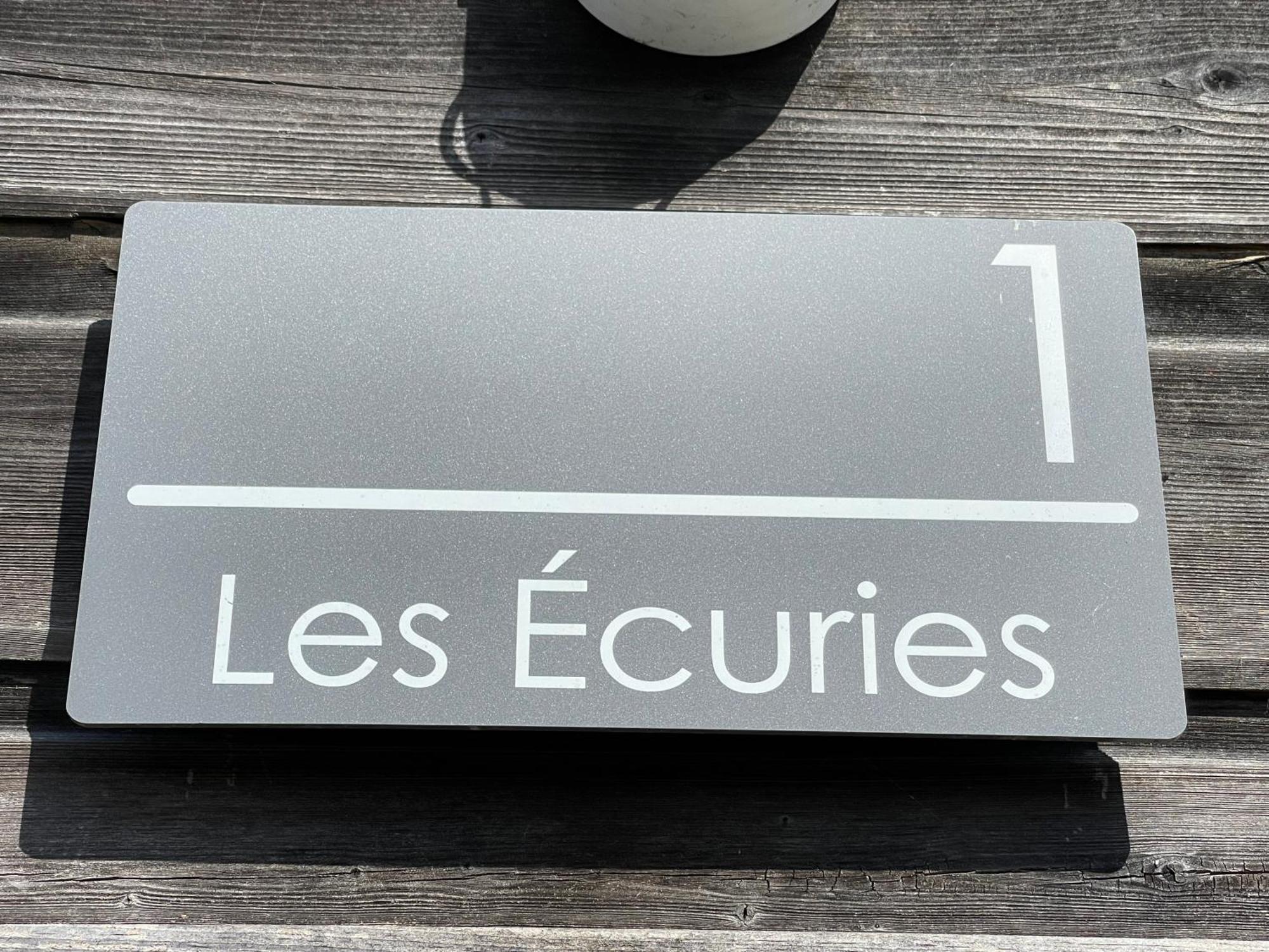 Les Ecuries A 12 Mn De Cabourg * Goustranville